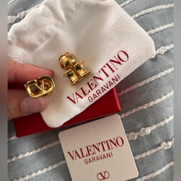 NWOT Valentino Gold VLogo Studs!! - Picture 3 of 6